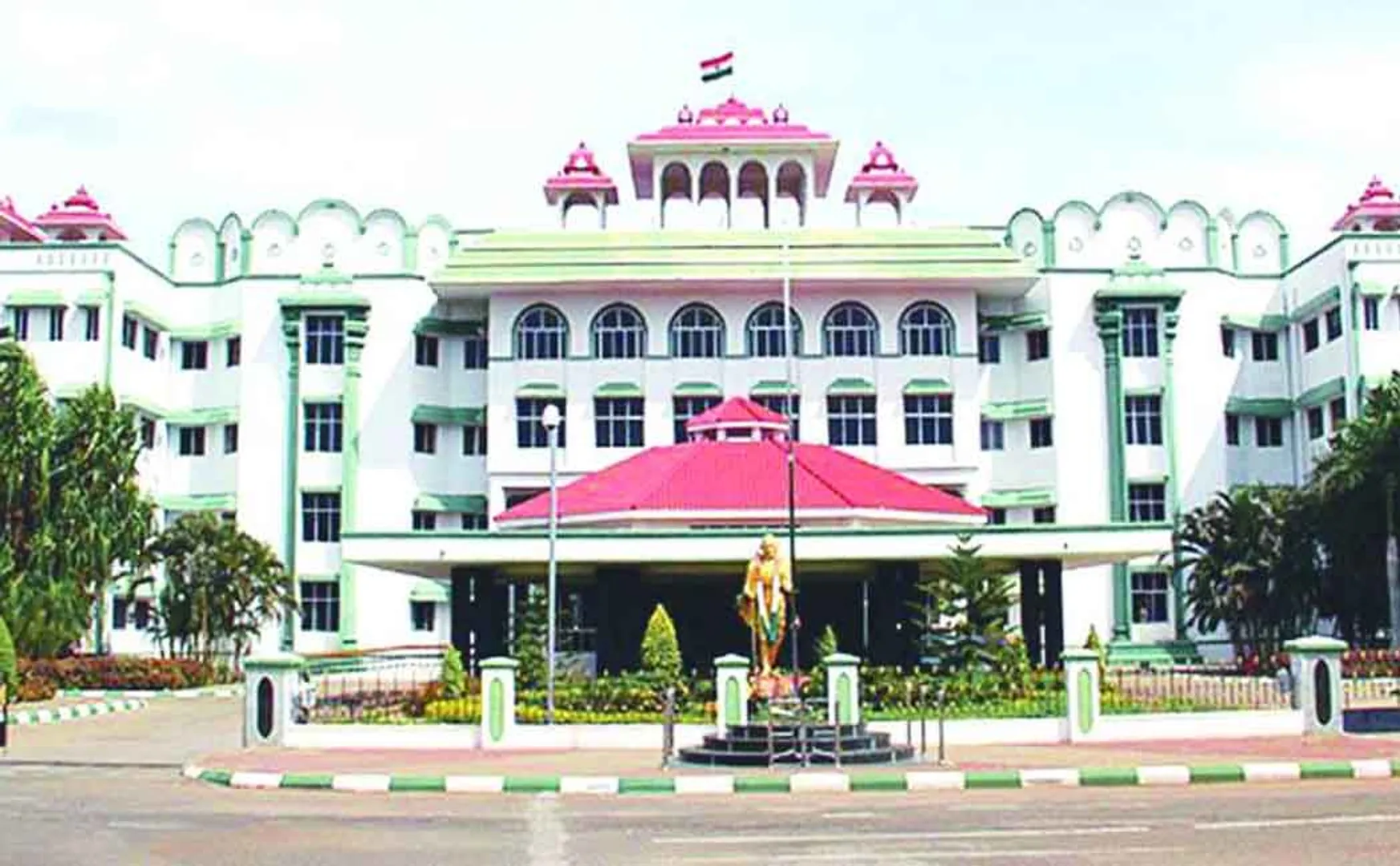  Fees to Kamaraj University - High Court branch cancels order!